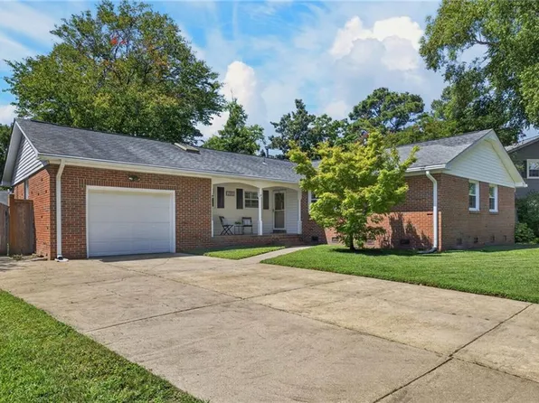 2317 Laurel Cove Dr, Virginia Beach, VA 23454