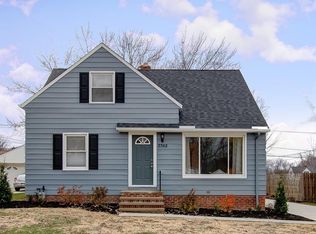 2368 Larchmont Dr, Wickliffe, OH 44092
