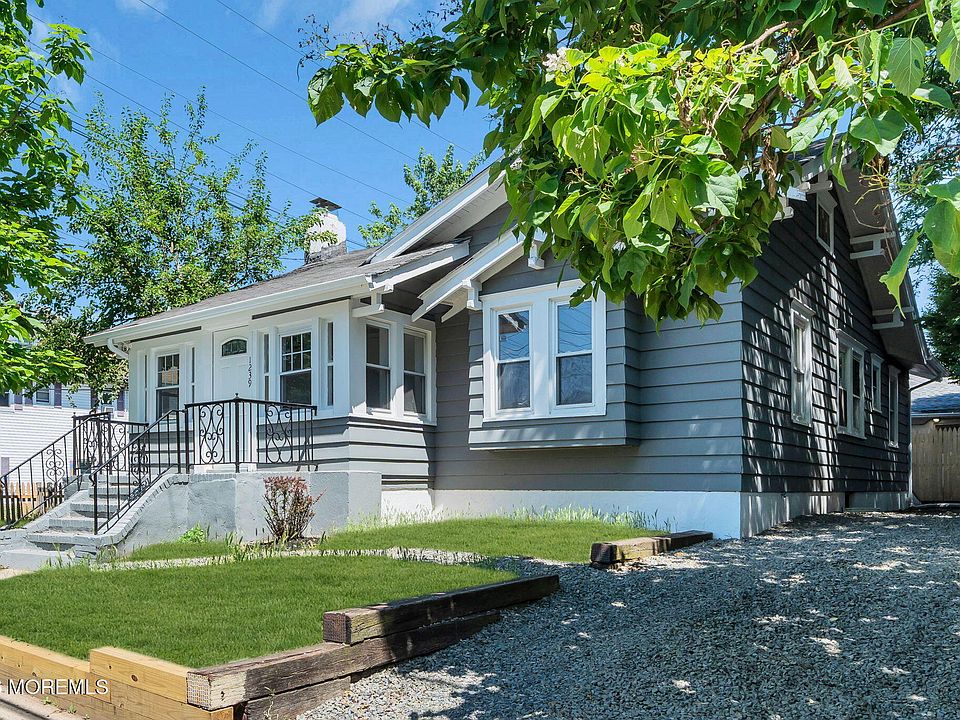 1st image of 1239 Monroe Avenue