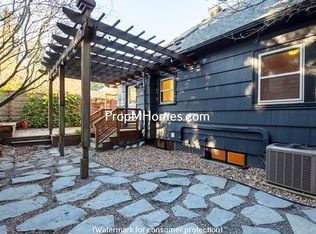 3936 SE Pine St, Portland, OR 97214