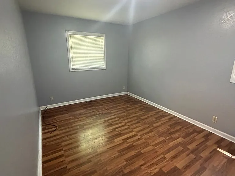 2612 Jones St — Photo 2