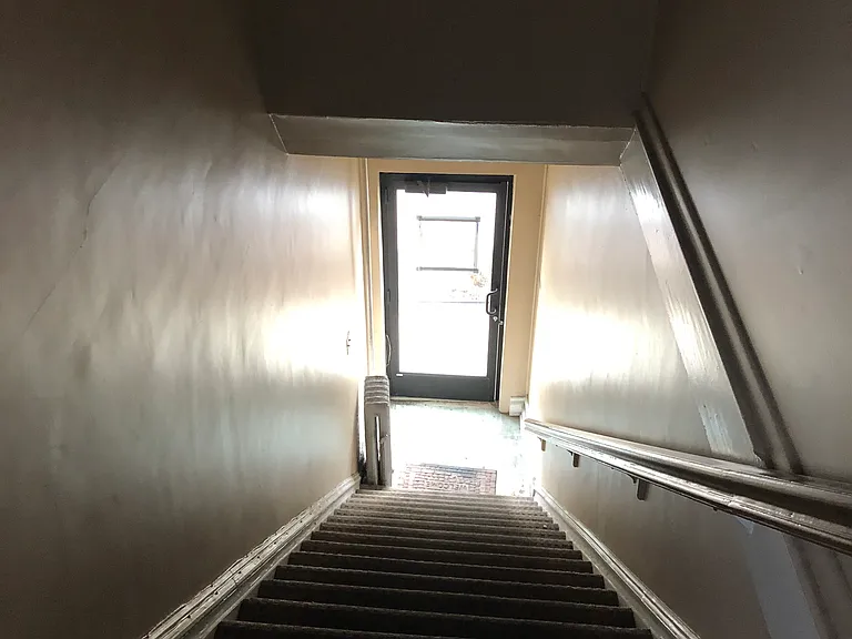 604 Washington Ave #1 — Photo 17