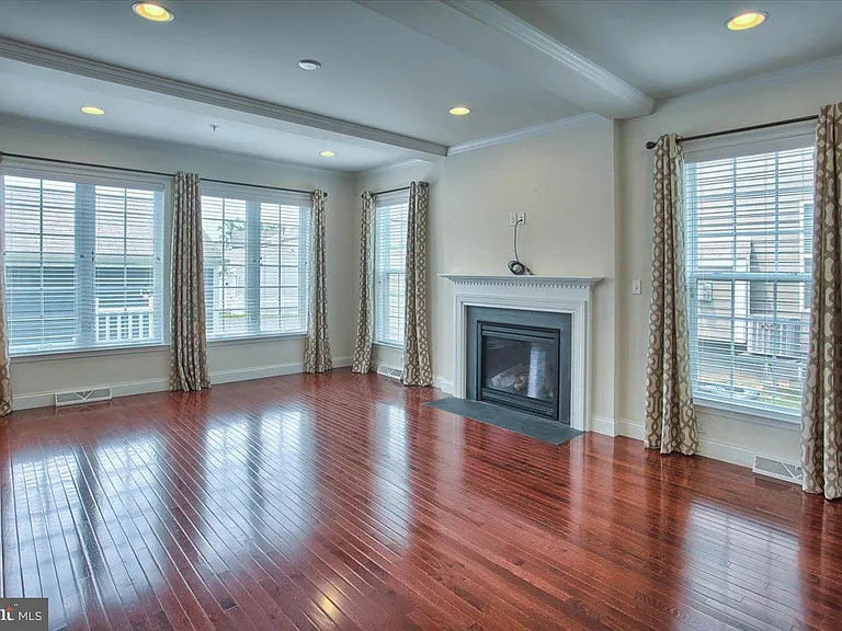 405 Line Rd — Photo 6