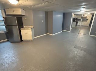 417 E Cook St #11396815, Springfield, IL 62703