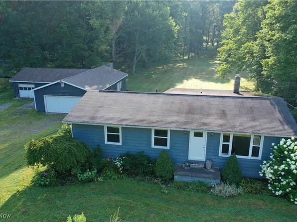 2693 Mahan Denman Rd NW, Bristolville, OH 44402