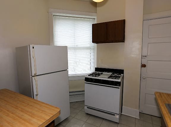 4th image of 438 W Belden Ave #D51