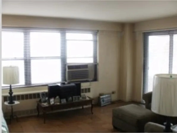 413 Grand Street image 1 of 5