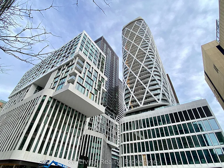 238 Simcoe St #3208 — Photo 2