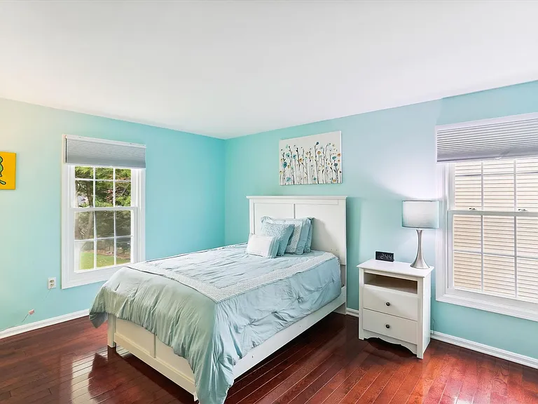 15237 Jones Ln — Photo 25