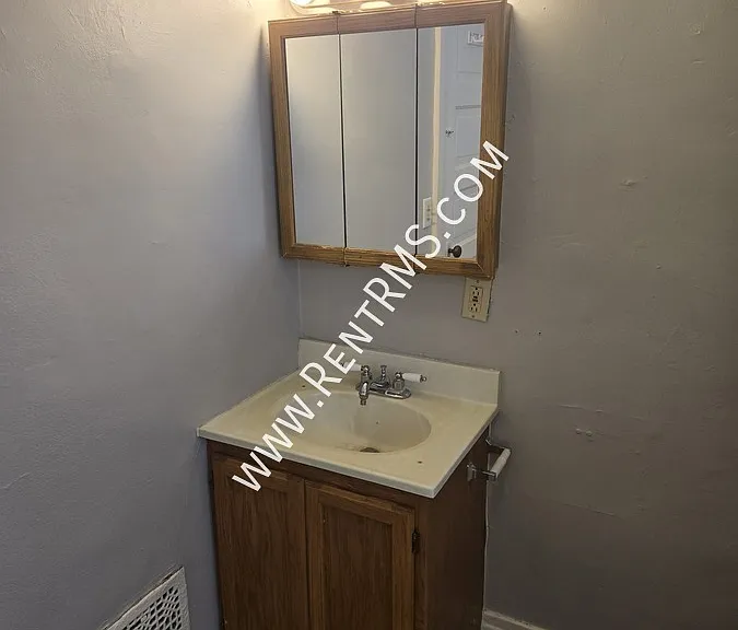 916 SW Munson Ave #4 — Photo 10