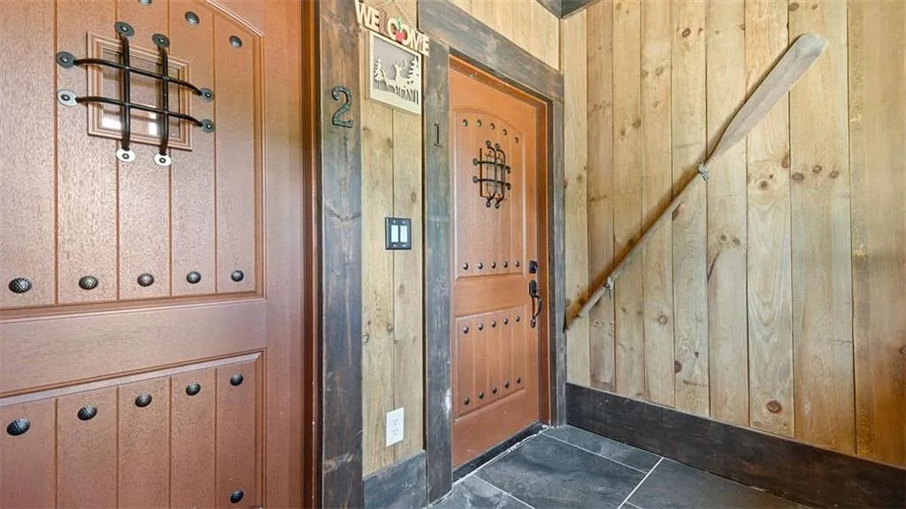 4 bed, 2.0 bath, 1200 sqft, $1,800 — Photo 1
