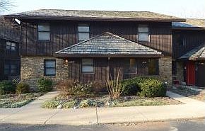 2nd image of 2339 E Winding Brook Cir