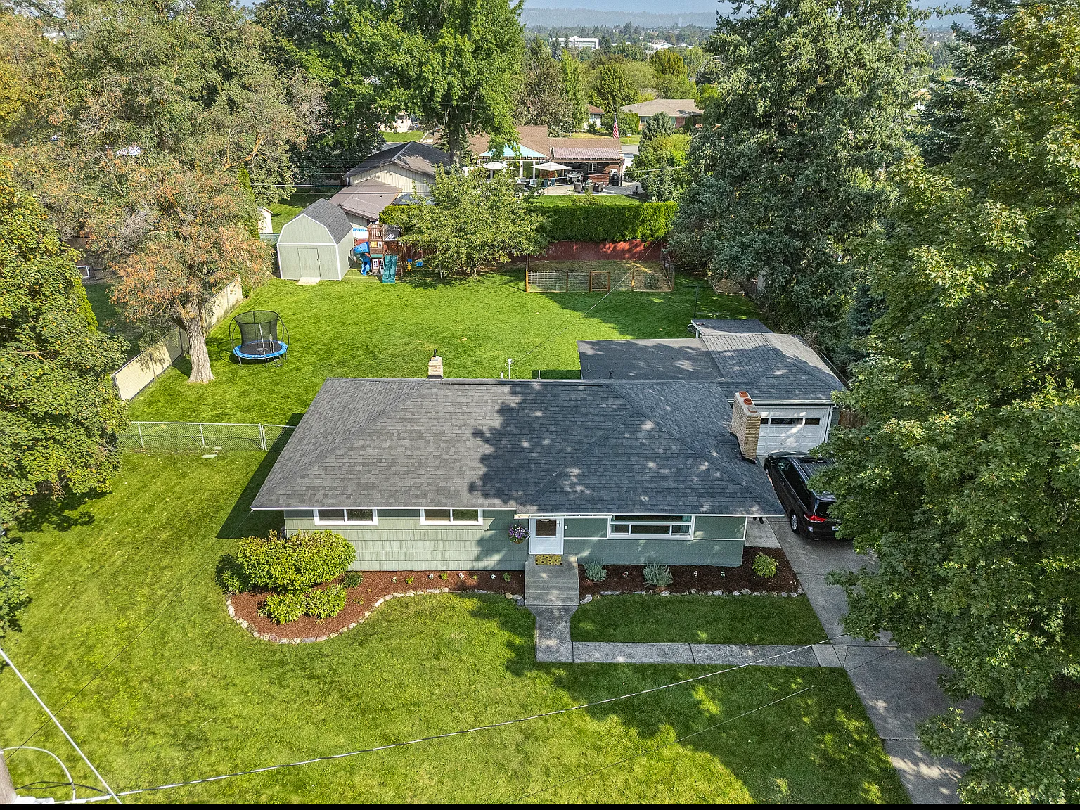 11609 E 12th Ave — Photo 3