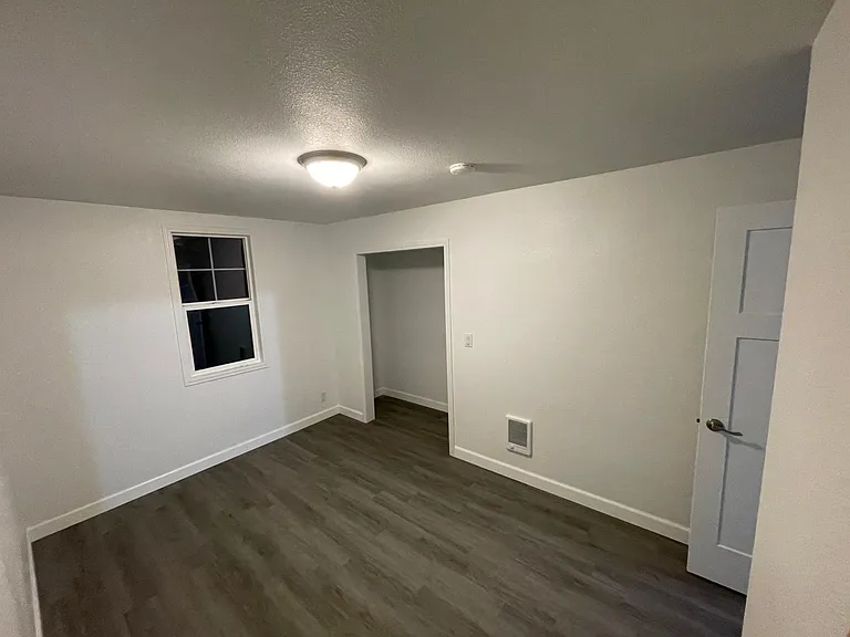 7180 Wheatland Rd NE — Photo 3