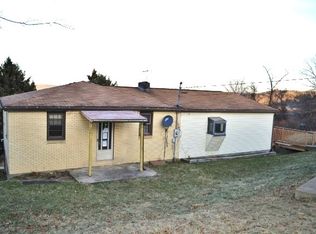 256 Irongate Dr, Wellsburg, WV 26070