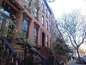 136 Amity Street in Cobble Hill