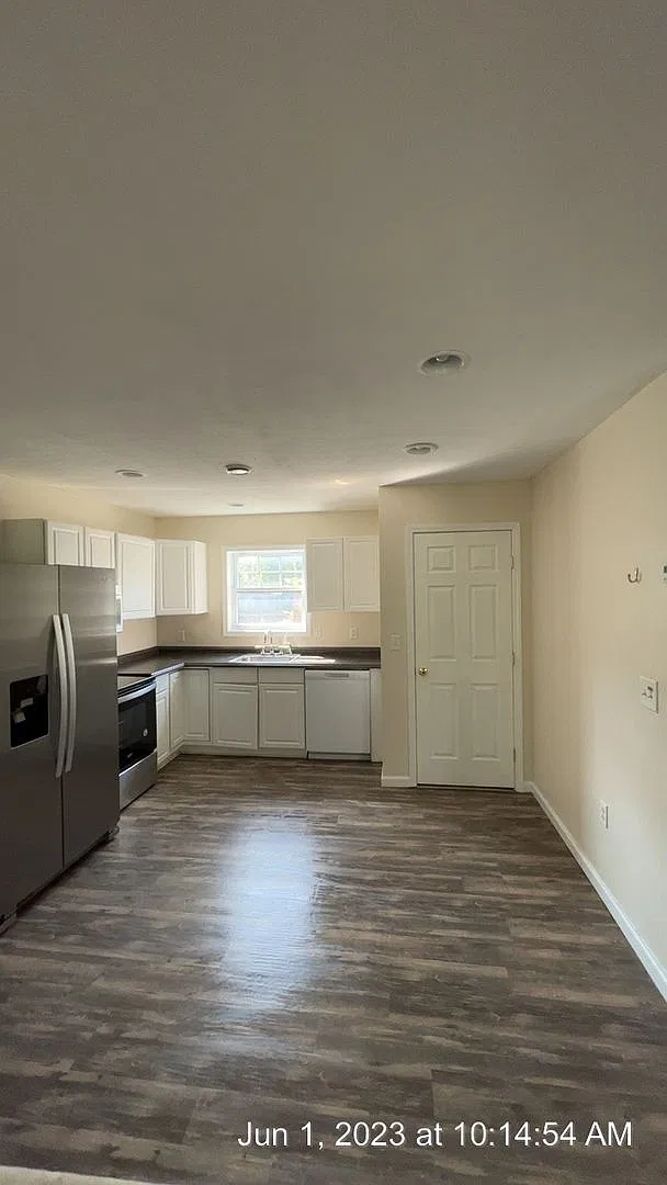 682 Willey St. — Photo 2