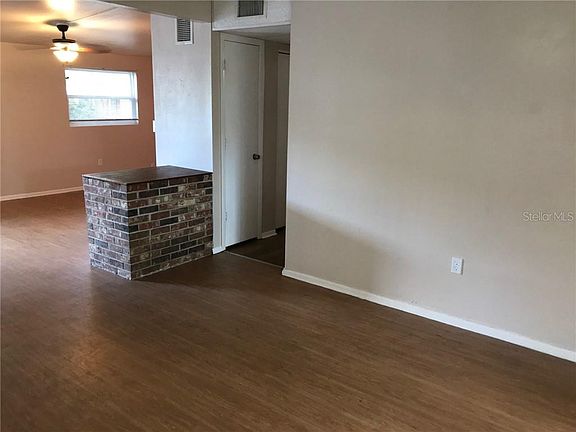 4th image of 2929 Pinedale Ave