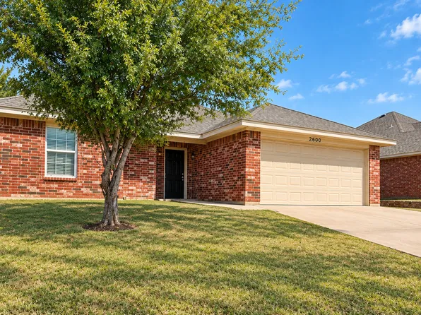 2600 Castle Rd, Burleson, TX 76028