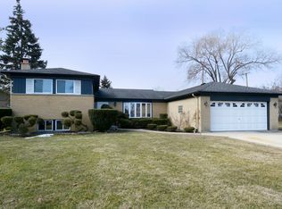 600 S Busse Rd, Mount Prospect, IL 60056