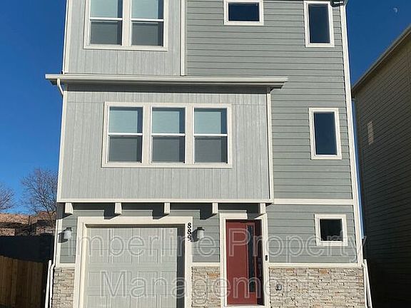 2nd image of 889 Grissom Dr