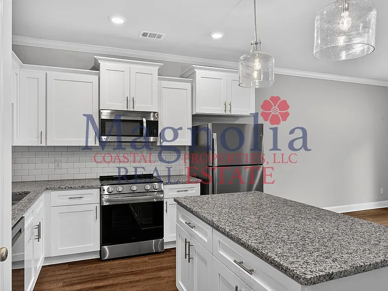 53 Dorsey Dr — Photo 11