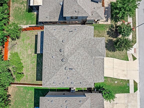 2nd image of 6717 Alleyton Dr