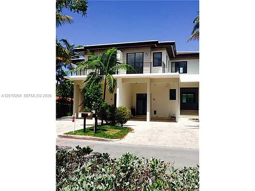 472 Fernwood Rd #472 Photo 1