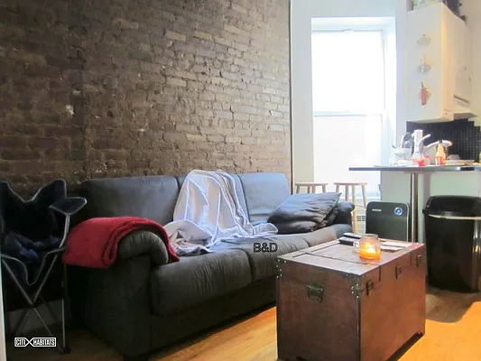 Rented by Citi Habitats | media 23