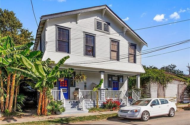 1st image of 4323 Burgundy St