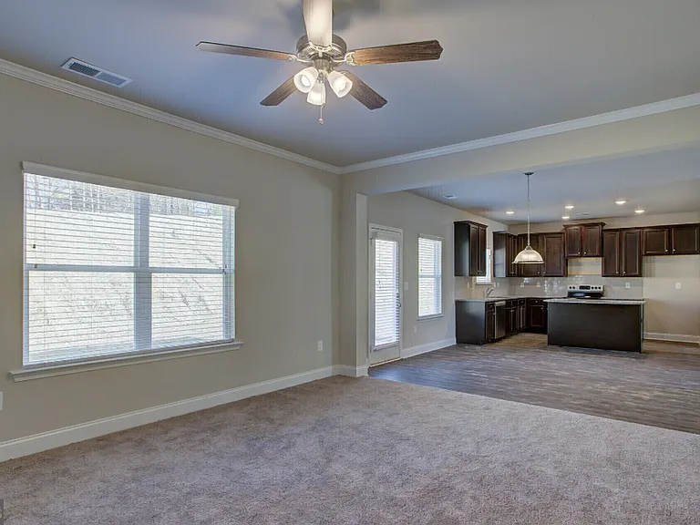 151 Cherokee Rose Dr — Photo 5