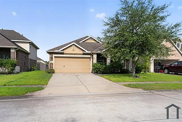 15011 Sun Glaze Dr — Photo 1
