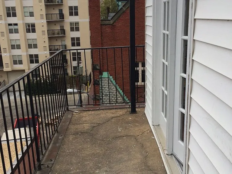 1409 15th St NW — Photo 9