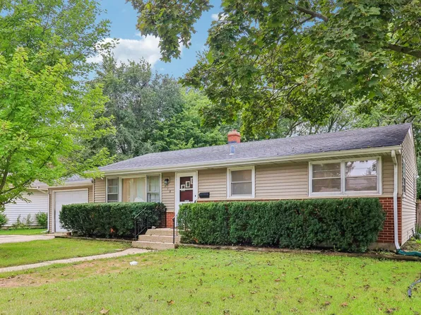 370 Margaret Ter, Cary, IL 60013