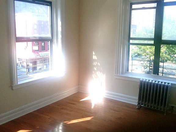 4th image of 209 Wadsworth Ave APT 51