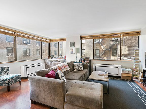3rd image of 45 W 67th St APT 6B