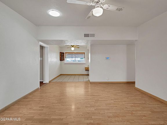 5th image of 10001 Jamaica St