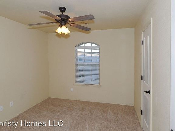 3rd image of 8506 Alexandria Ave