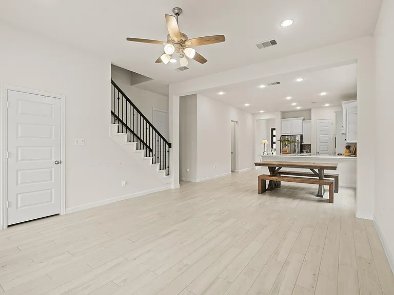142 Amaranth Way — Photo 14