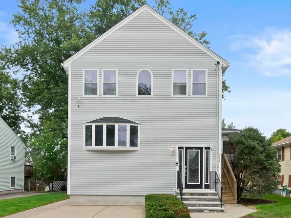113 New Haven St, West Roxbury, MA 02132