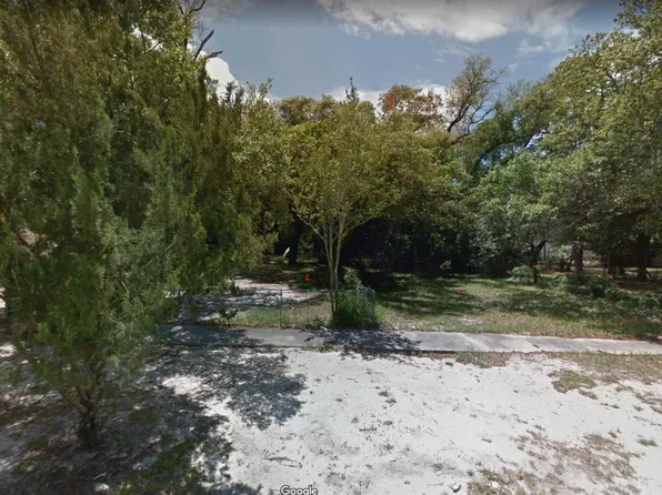 2217 Interlaken St, Pensacola, FL 32502