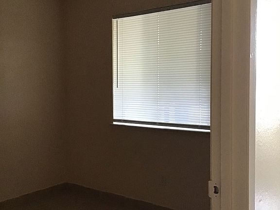 4th image of 815 G St #9