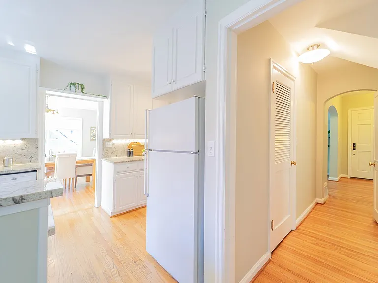 2840 SW Fern St — Photo 29