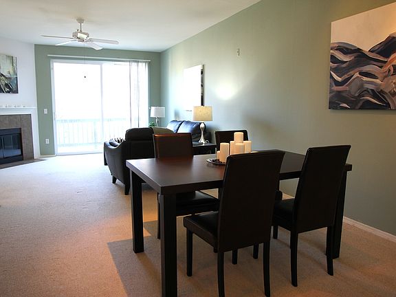 5th image of 3116 164th St SW APT 1613