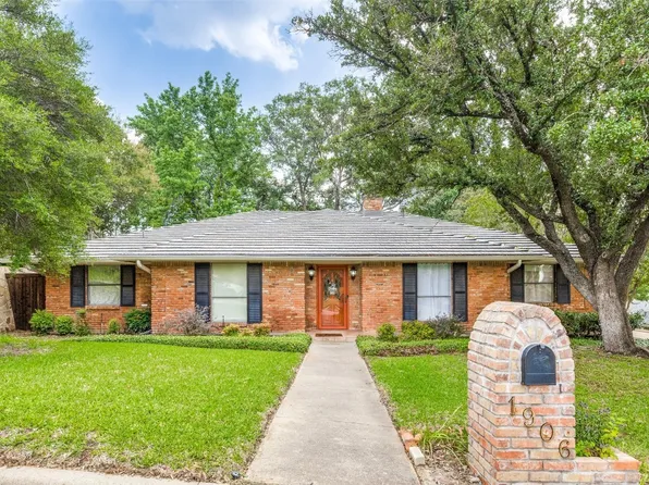 1906 Briarcrest Ln, Arlington, TX 76012