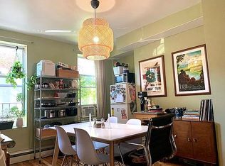 122 2nd St APT 2, Brooklyn, NY 11231