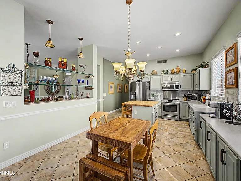 765 W Ebony Way — Photo 19