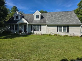 11938 Butler Rd, Willis, MI 48191