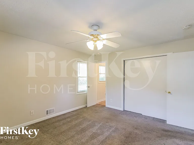 3966 Emerald North Dr — Photo 11