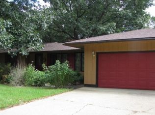 21666 Pine Lake Rd, Battle Creek, MI 49014